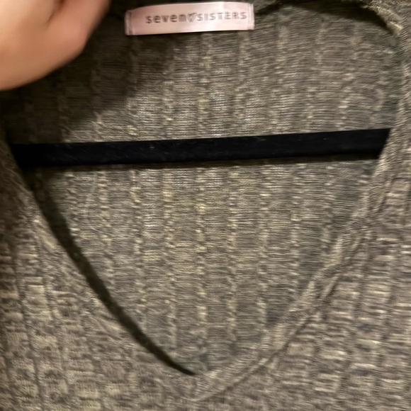 Olive Green Ribbed V-Neck Top - Picture 2 of 3